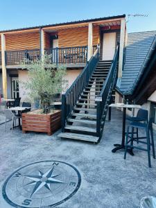 Balkón nebo terasa v ubytování Logis Hôtel Volcan Sancy