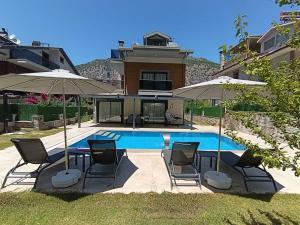 The swimming pool at or close to Villa KayaHan Göcek