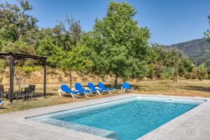 Bazén v ubytování Casa Rural Can Miquel nebo v jeho okolí