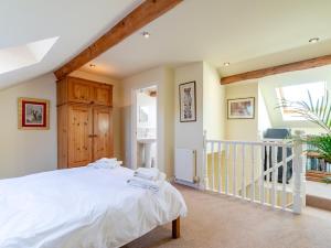 Ένα ή περισσότερα κρεβάτια σε δωμάτιο στο 2 Bed in Harrogate 79166