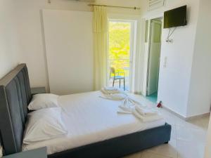 Zdjęcie z galerii obiektu Petros rooms w mieście Himara