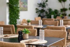 Posezení v ubytování Acandia Hotel