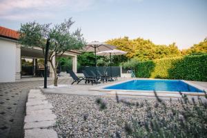 Πισίνα στο ή κοντά στο Villa Antonija