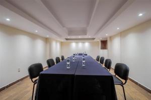 Zona business o sala conferenze di Best Western Real Tula Express
