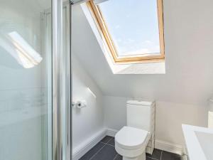 Ένα μπάνιο στο 4 Bed in Broad Haven 88331 +17 φωτογραφίες