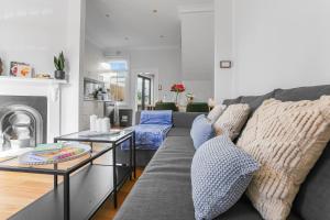 Φωτογραφία από το άλμπουμ του 2 Bedroom House Woolloomooloo στο Σίδνεϊ