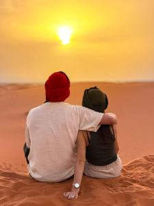 Hosté ubytování Erg Chebbi Romantic Desert Camp