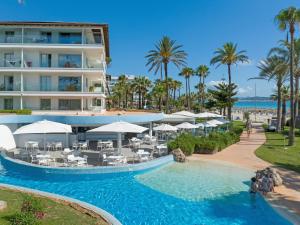 Бассейн в Playa Esperanza Resort Affiliated by Meliá или поблизости