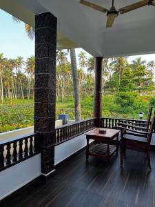 Zahrada ubytování Maadathil cottages & Beach Resort