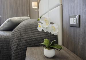 A seating area at Versilia Residence