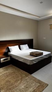 Postel nebo postele na pokoji v ubytování شقق المصيف2