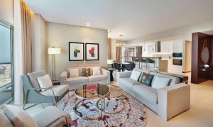 Χώρος καθιστικού στο Hilton Doha The Pearl