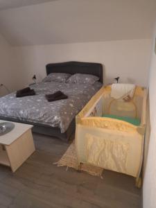 Una cama o camas en una habitación de Miličin konak