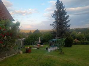Un jardín fuera de Miličin konak