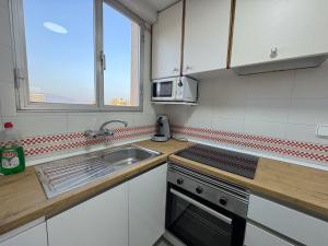 Kuchnia lub aneks kuchenny w obiekcie Coblanca 8-18º4