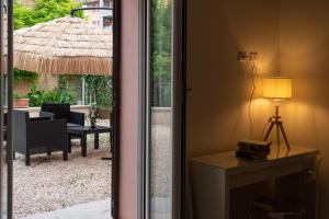 Κήπος έξω από το Cozy Flat - nel Cuore di Santa Maria - ItalyWeGo