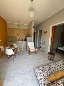 Gallery image of Katerinas Inn Apartments in Keri