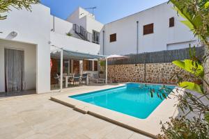 Πισίνα στο ή κοντά στο Villa Peral Cas Concos