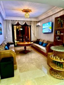 Χώρος καθιστικού στο Luxury Gueliz Apartment-Miramas 2