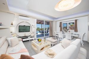 Μια τηλεόραση ή/και κέντρο ψυχαγωγίας στο Villa Rudi