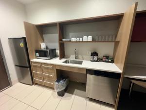 Kuchyň nebo kuchyňský kout v ubytování Home2 Suites By Hilton Amarillo East