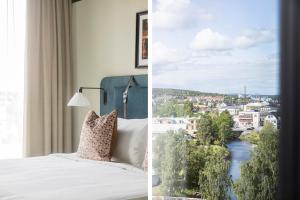 Výhled na řeku, která protéká v blízkosti hotelu