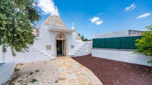 Το κτήριο όπου στεγάζεται  η βίλα