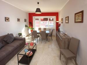 A seating area at Alice Home