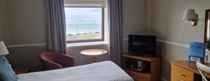 Televisyen dan/atau pusat hiburan di White Sands Hotel