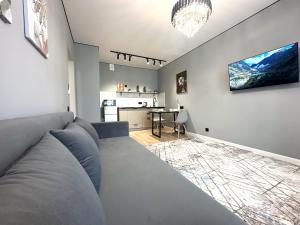 Kuchyň nebo kuchyňský kout v ubytování ArenaCity рядом с Барыс и Астана Арена и Ботаническим садом