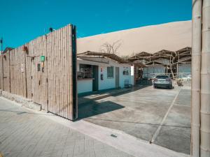 O edifício em que o camping se localiza
