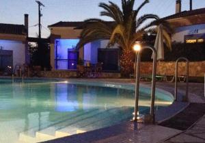 Gallery image of Green and Blue in Marathiás +36 photos