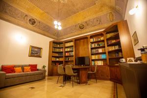 Knihovna v aparthotelu