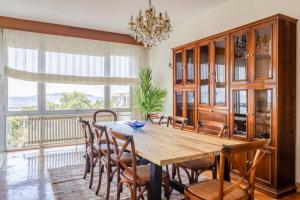 Billede fra billedgalleriet på Spacious 4BR Home - Stunning Bosphorus Views! #390 i Istanbul