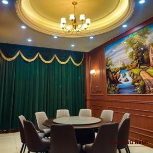 De Marii Hotel FZE的休息区