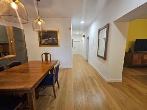 TV a/nebo společenská místnost v ubytování Villa Nina