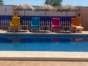 Bazén v ubytování 2 Bed-Sleeps 4-Mtn View-Private Pool & Terrace nebo v jeho okolí