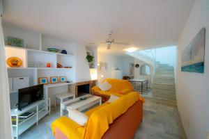 Posedenie v ubytovaní LB - Lomos Blancos Mojacar