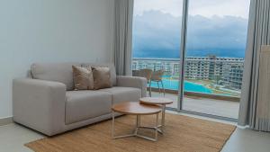 Posezení v ubytování New And Luxury Apartment 3BR In Baia Kristal