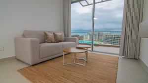 Posezení v ubytování New And Luxury Apartment 3BR In Baia Kristal