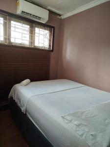 Postel nebo postele na pokoji v ubytování Hotel Milan Cartagena