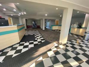 Kuchyň nebo kuchyňský kout v ubytování Motel 6 McAlester OK - South