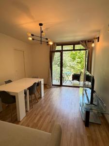 Fotografia z galérie ubytovania Apartement 5 rooms 20 mins from the beach v destinácii Nice