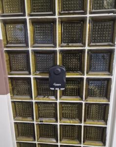 Knihovna v apartmánu