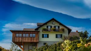 Gallery image of Weingut Hernach vlg Roschitz in Leutschach