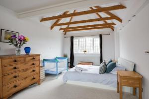 Ένα ή περισσότερα κρεβάτια σε δωμάτιο στο Harbourways, Coastal Retreat for Contractors & Leisure, Pet Friendly, Free Parking & Walk to Pubs