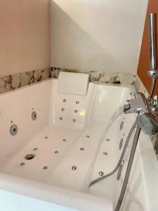 Ένα μπάνιο στο CRAFT HOME - Studio - BALNEO - PARKING privé +10 φωτογραφίες