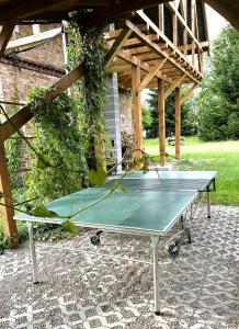 Stolní tenis v ubytování Agroturystyka Różanka nebo okolí