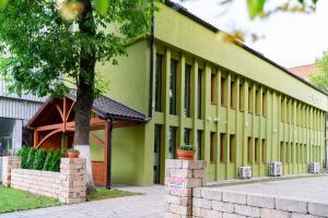 Budova, kde se aparthotel nachází