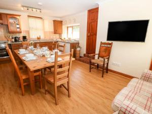 Gallery image of Caer Rhos in Caernarfon